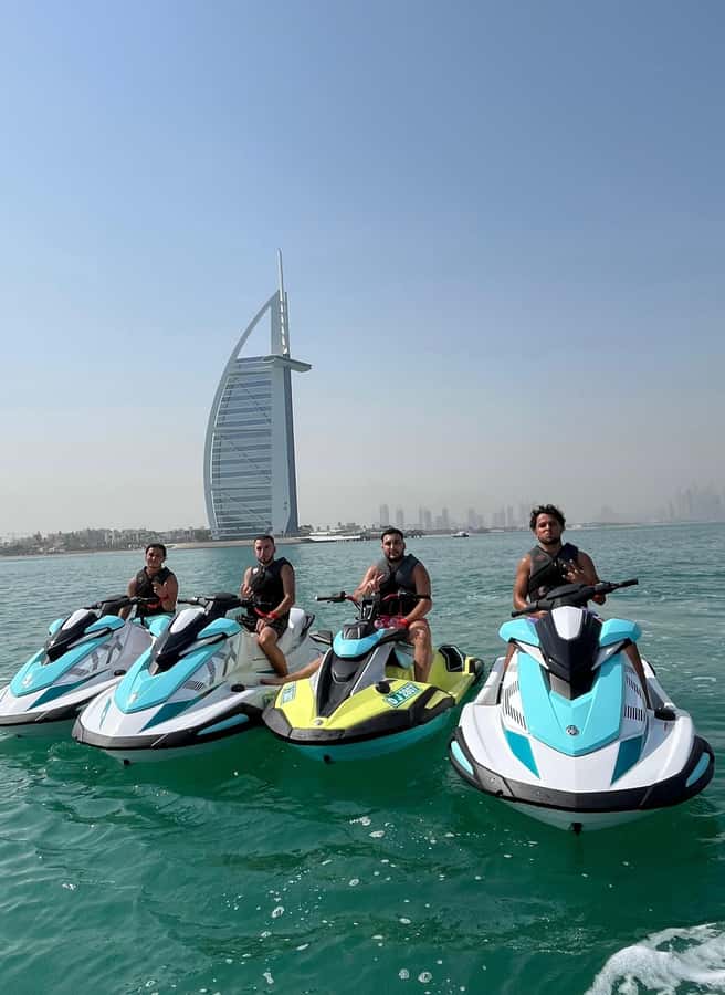 Dubai: Jet Ski Tour To Atlantis Hotel and Burj Al Arab - Learning to handle a 1800cc Yamaha