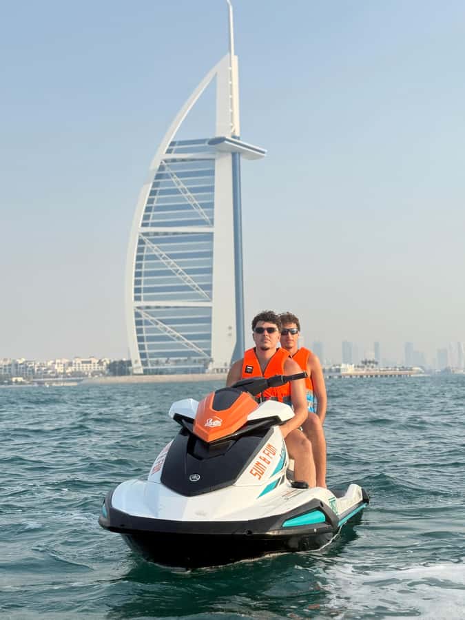 Dubai jet ski: visit the Burj al Arab and Atlantis with photos and videos - The photo stops are part of the value