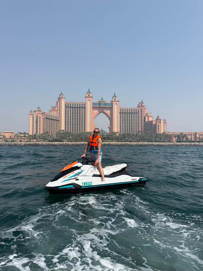 Dubai jet ski: visit the Burj al Arab and Atlantis with photos and videos - Should you book Sun & Fun Watersports?