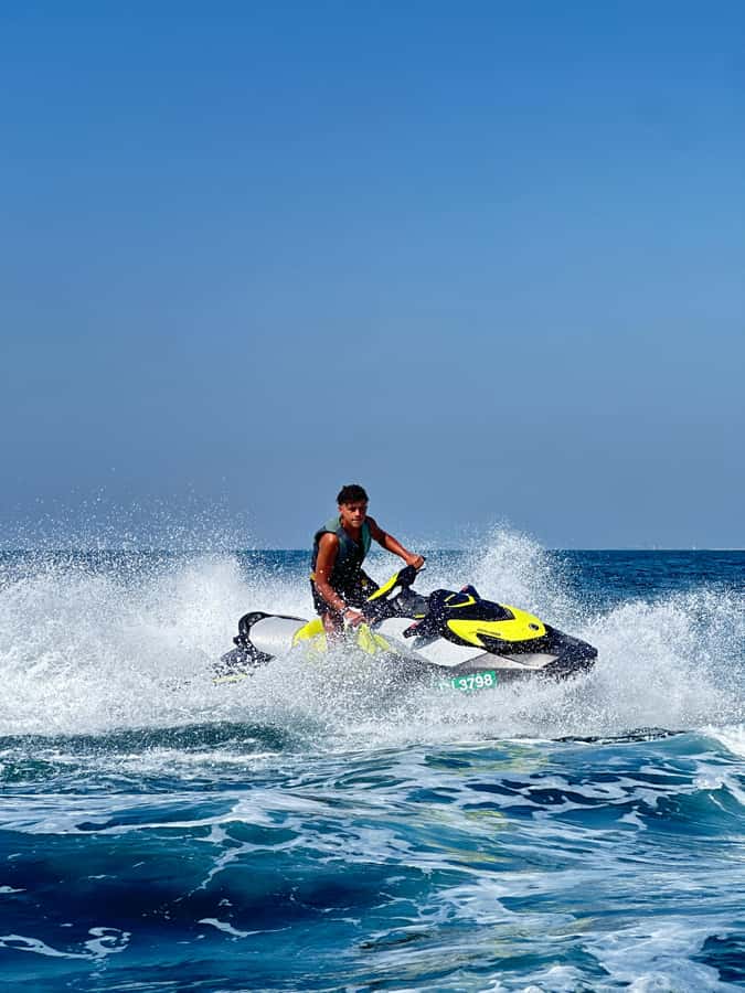 Dubai: Jetski Tour to Dubai Eye, JBR, Palm & Burj Al Arab - Ain Dubai and Bluewaters Island from the water
