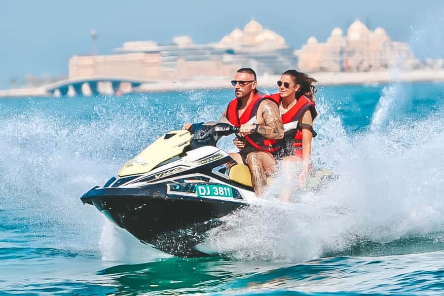 Dubai: Jumeirah Beach Jet Ski Rental for up to 2 People - The briefing before the throttle