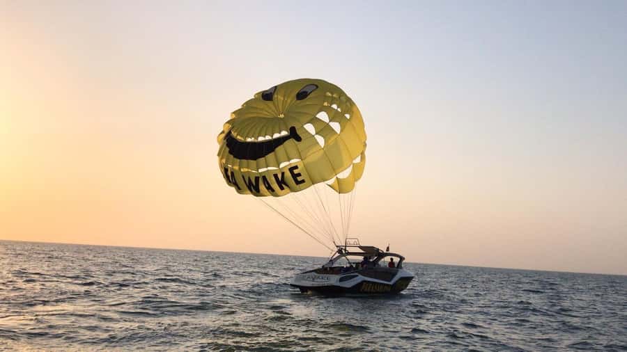 Dubai Jumeirah Parasailing adventure with breathtaking views - Is $95 a Fair Price?