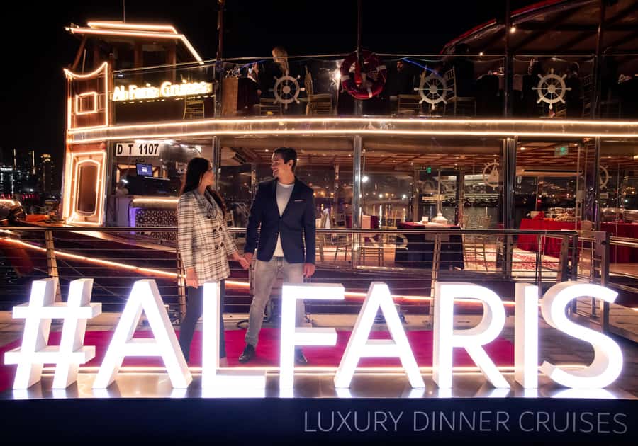 Dubai: Luxury Canal Dinner Cruise with Optional Transfers - Dinner with Arabic flavors and international choices