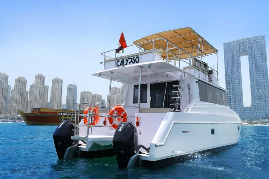 Dubai: Luxury Sightseeing Cruise with Food and Drinks - What the Calypso cruise is really like