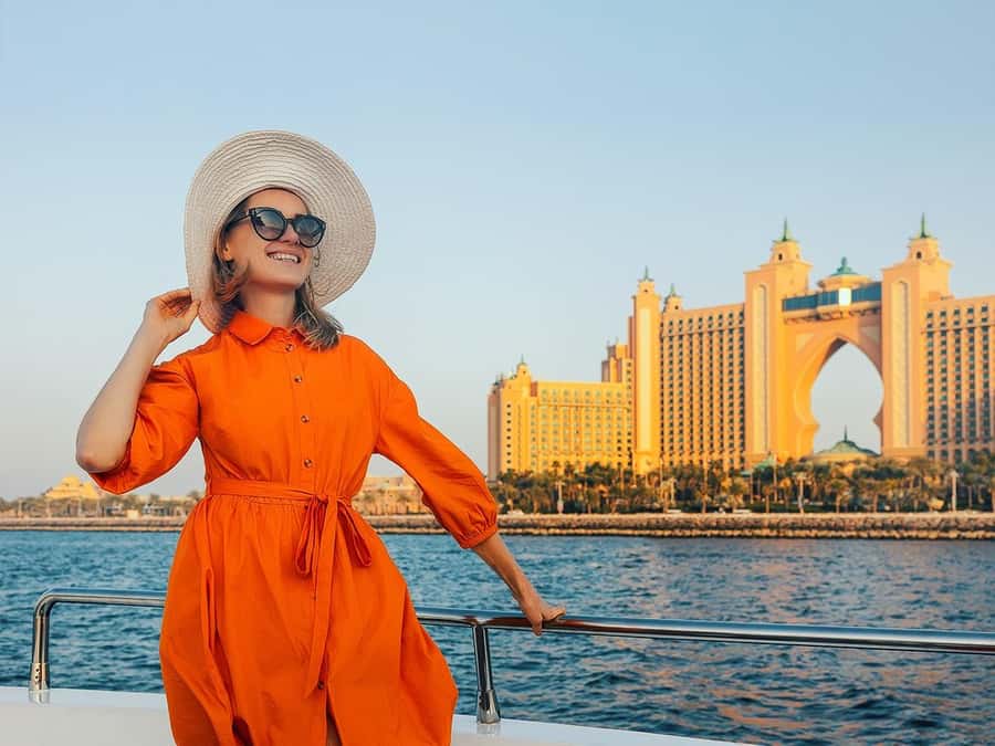 Dubai: Luxury Sunset Yacht Tour with Snacks and Drinks - Atlantis and Palm Jumeirah photo time
