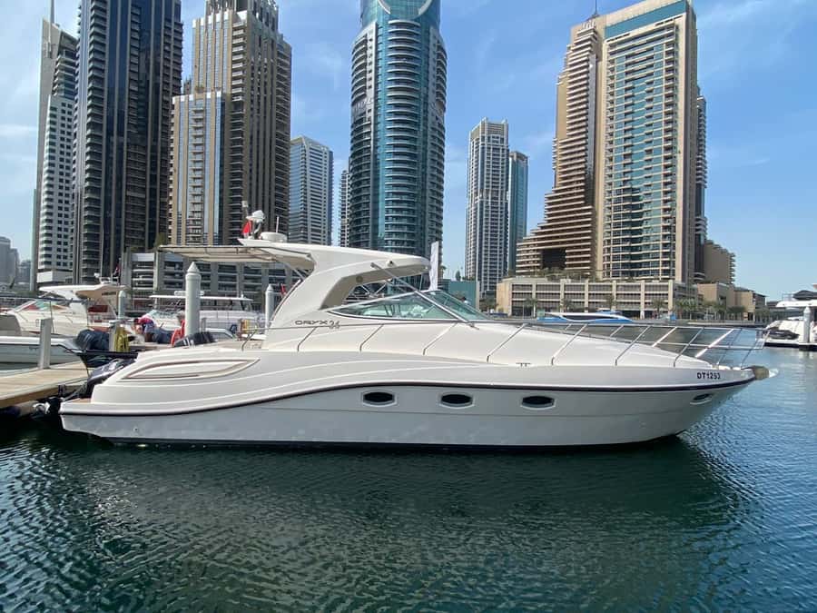 Dubai Marina: 2-Hour Mini Yacht Ride - Starting at Dubai Marina
