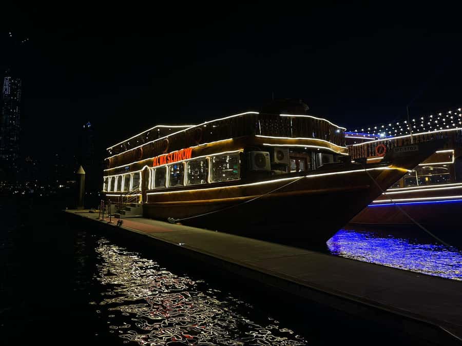 Dubai Marina Dinner Cruise with Live Entertainment(Al Wasl) - What could frustrate you onboard