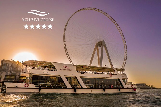Dubai Marina Dinner Cruise with Live Music & Open Bar - Choosing Between the Upper and Lower Deck