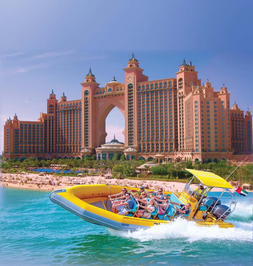 Dubai Marina: Guided Sightseeing Tour by Speedboat - Who will get the most from this tour
