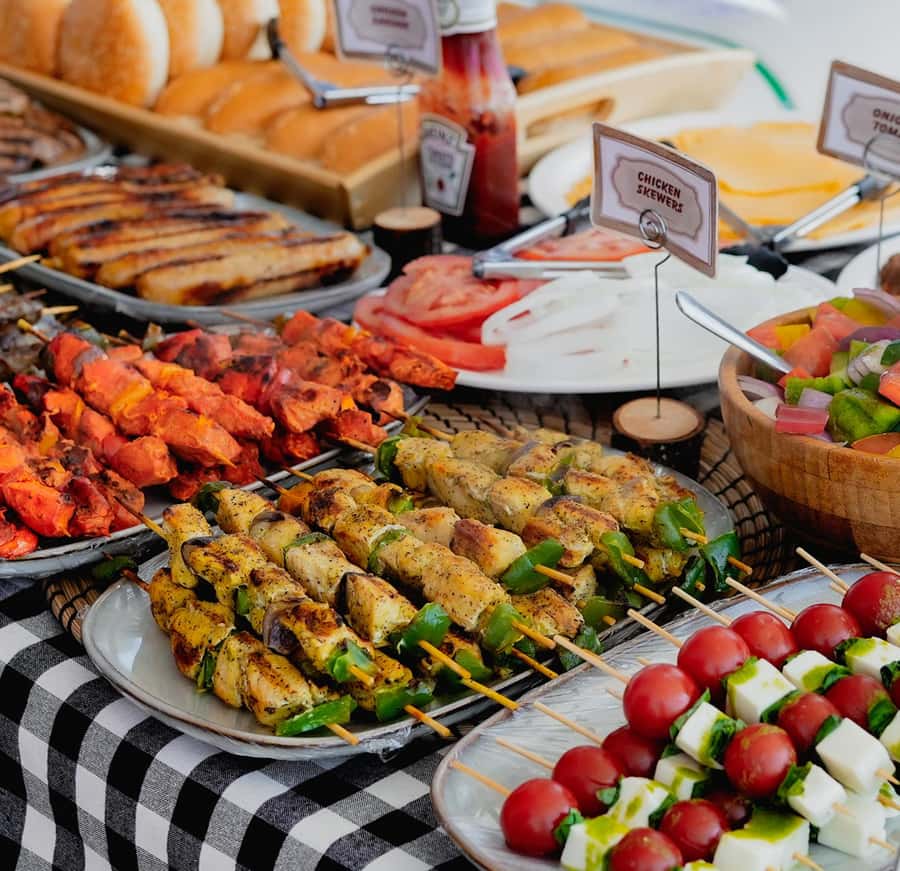 Dubai Marina: Luxury Yacht Tour with Breakfast or BBQ Option - How much value do you get for $15?