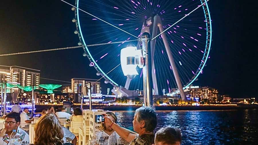 Dubai: Marina Premium Dinner Cruise with Unlimited Drinks - How the $59 price works out