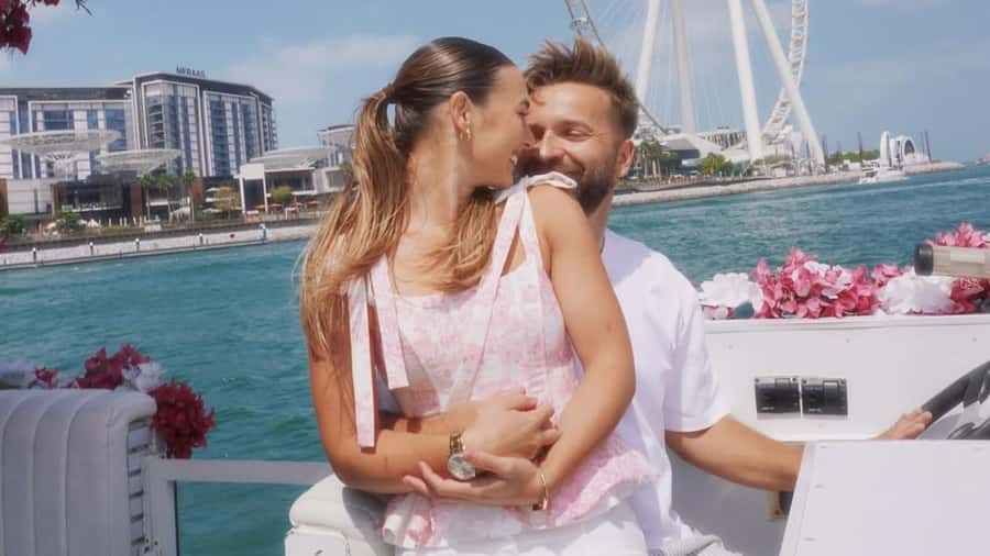 Dubai Marina: Private Boat Tour with Flower - Setting off from Dubai Harbour Yacht Club