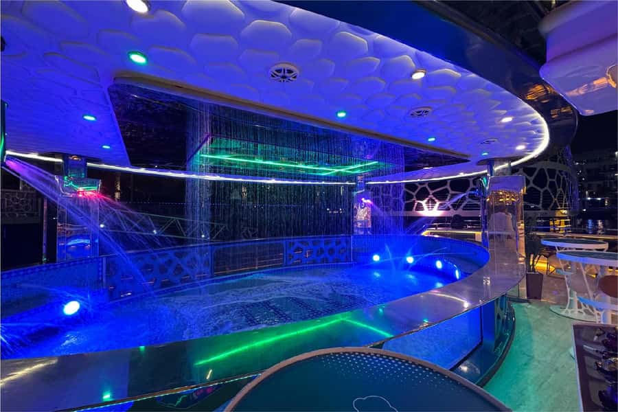 Dubai: Mega Yacht Dinner Cruise with Buffet - Should you book the Lotus Royale dinner cruise?