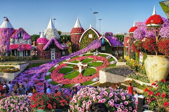 Dubai: Miracle Garden Tickets with Round-trip Transfer - Making three hours feel relaxed