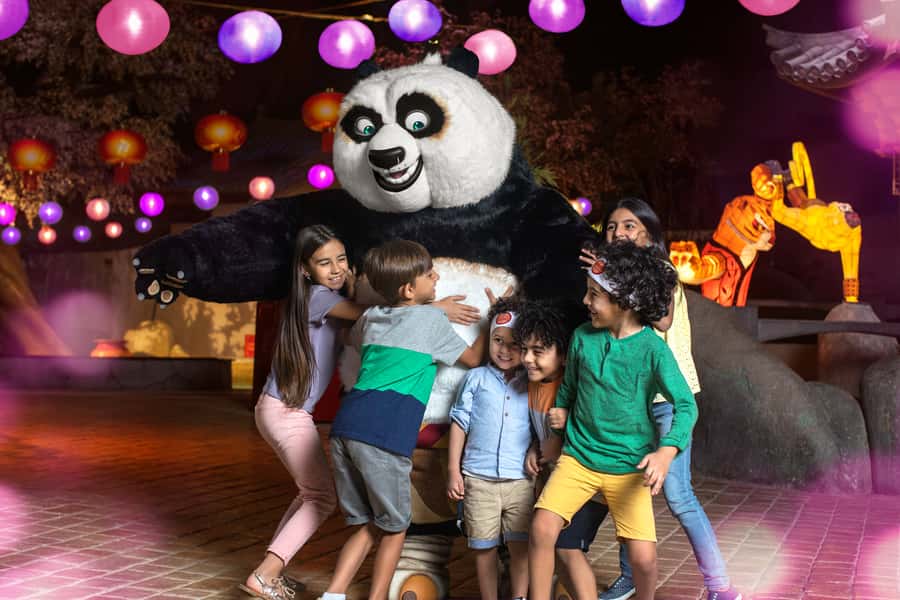 Dubai: MOTIONGATE ™ Theme Park Entry Ticket - Food, Lockers, and Daily Costs