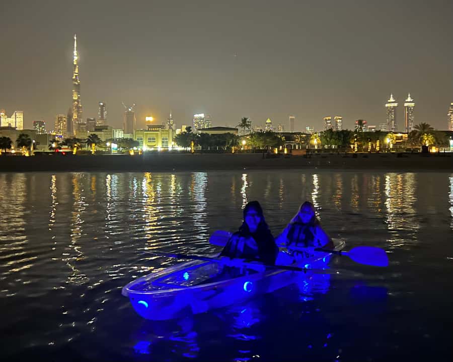Dubai: Night Kayaking Tour - Who should book this night paddle