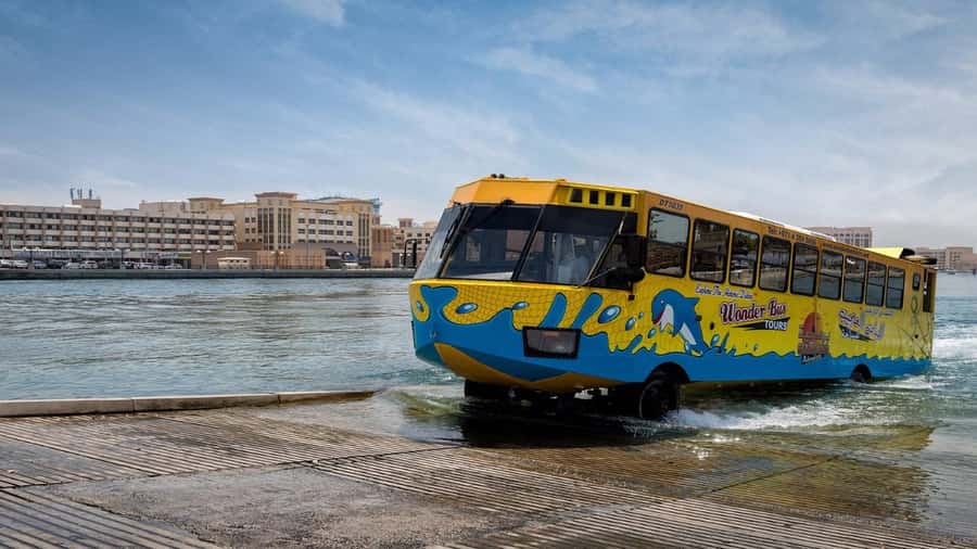 Dubai: Old town tour with Wonder Bus, souks, Creek and Guide - Why the road-to-water change is the main attraction