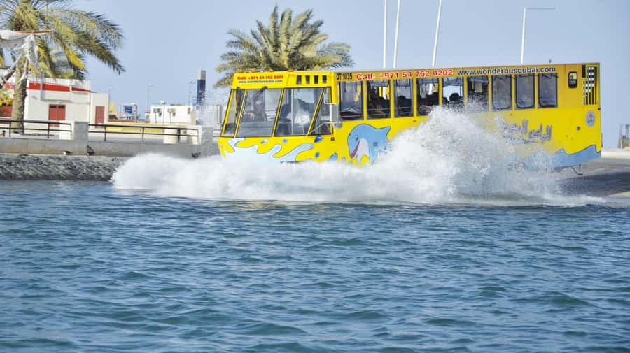 Dubai: Old town tour with Wonder Bus, souks, Creek and Guide - Al Bastakiya and Al Fahidi Fort