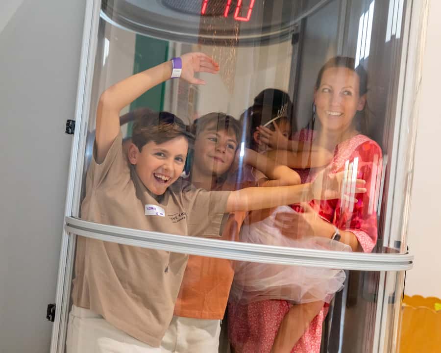 Dubai: OliOli® Children Museum Admission Tickets - Adults are part of the play, not just the baggage holders