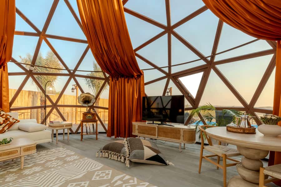 Dubai: Overnight Safari, Dinner, Stargazing & Al Khayma Camp - Stargazing after the day visitors leave