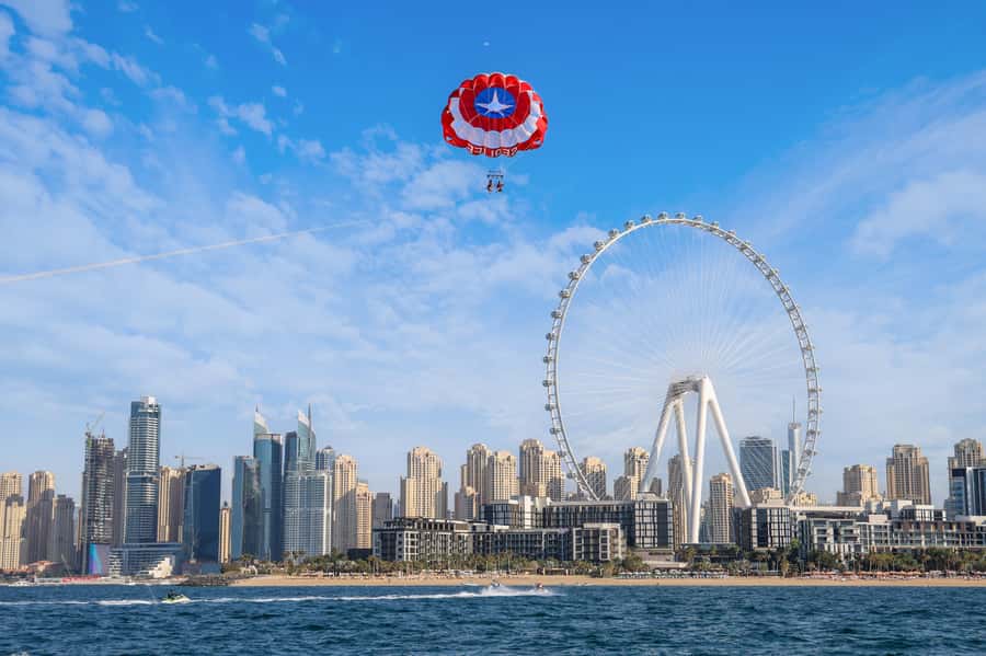 Dubai: Palm View and JBR View Parasailing Experience - Who will enjoy this most