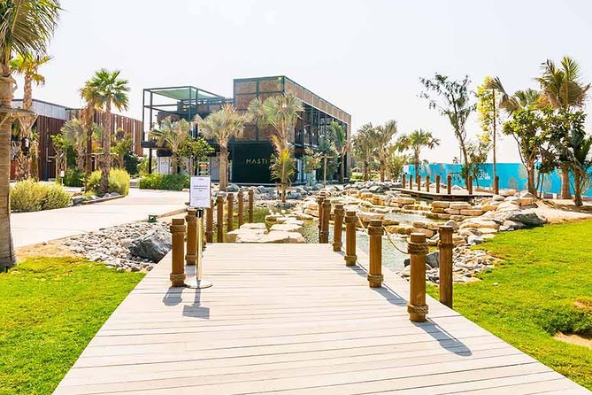 Dubai Personalised Sightseeing Tour in 4x4 Private Vehicle - Zabeel Palace, Dubai Frame, and Burj Khalifa