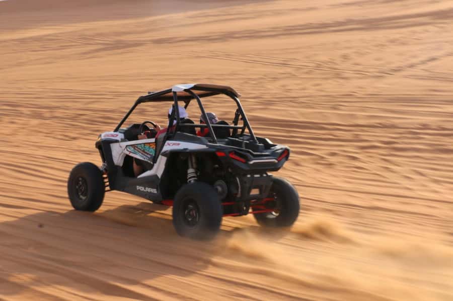 Dubai: Polaris RZR 1000 CC dune buggy - Hotel pickup and the longer desert outing