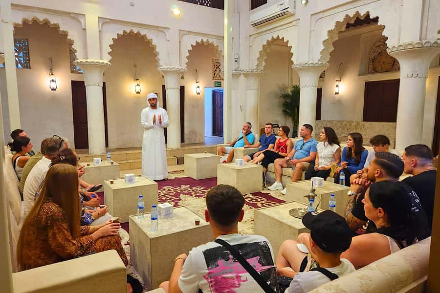 Dubai: Premium Old Town, Street Food, Souks & Boat Ride Tour - What this Old Dubai tour is really about