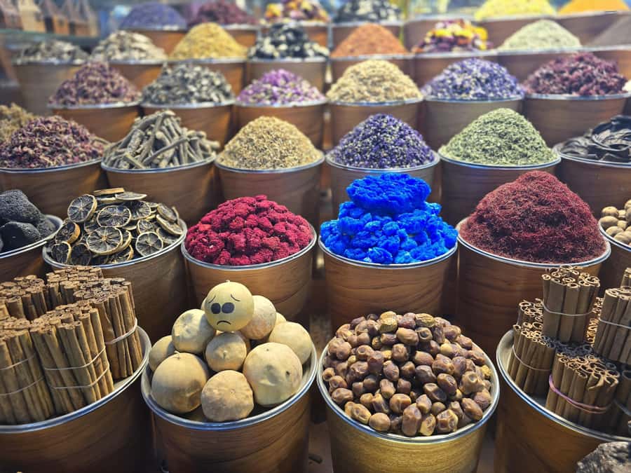Dubai: Premium Old Town, Street Food, Souks & Boat Ride Tour - Food breaks: small tastes with good timing