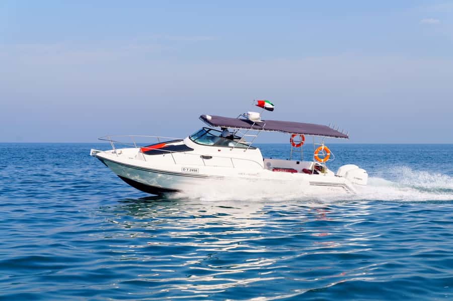 Dubai: Private Coastline Landmarks Mini-Yacht Tour - JBR Beach and the Arabian Gulf