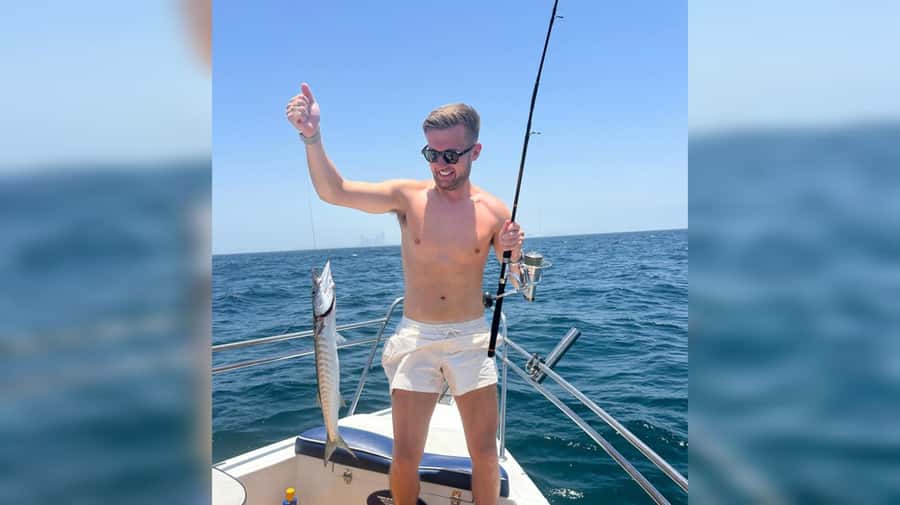 Dubai: Private Deep Sea Fishing Trip with BBQ of Catch - What the boat offers during a four-hour trip