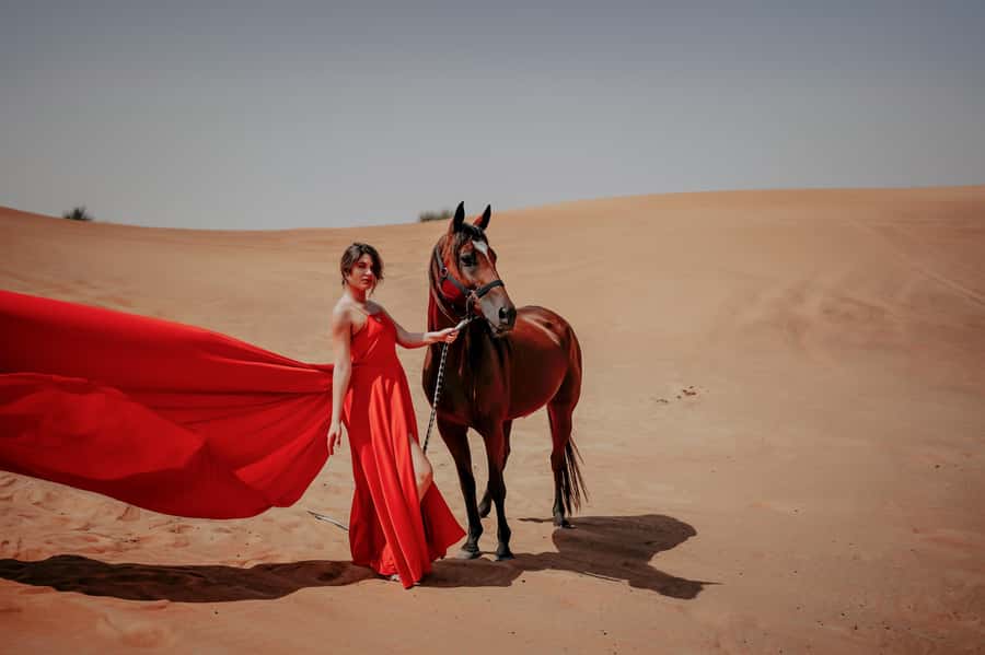 Dubai: Private Flying Dress Photography and Dune Drive Trip - Choosing the dress before the camera comes out