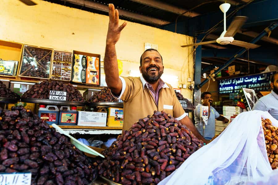 Dubai: Private Food Tour – 10 Tastings with Locals - Timing, pace, and what to bring