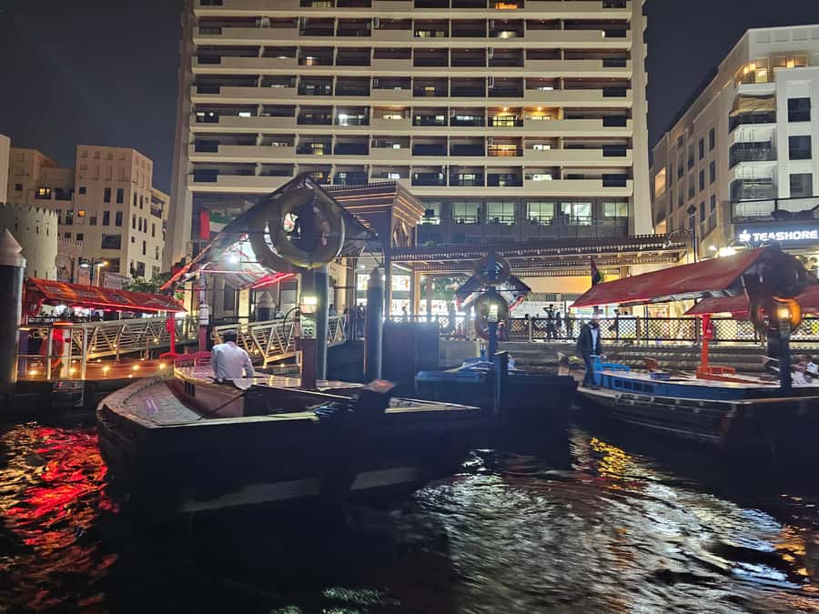 Dubai: Private Layover Tour with Choice of Duration - Madinat Jumeirah and Zabeel Palace