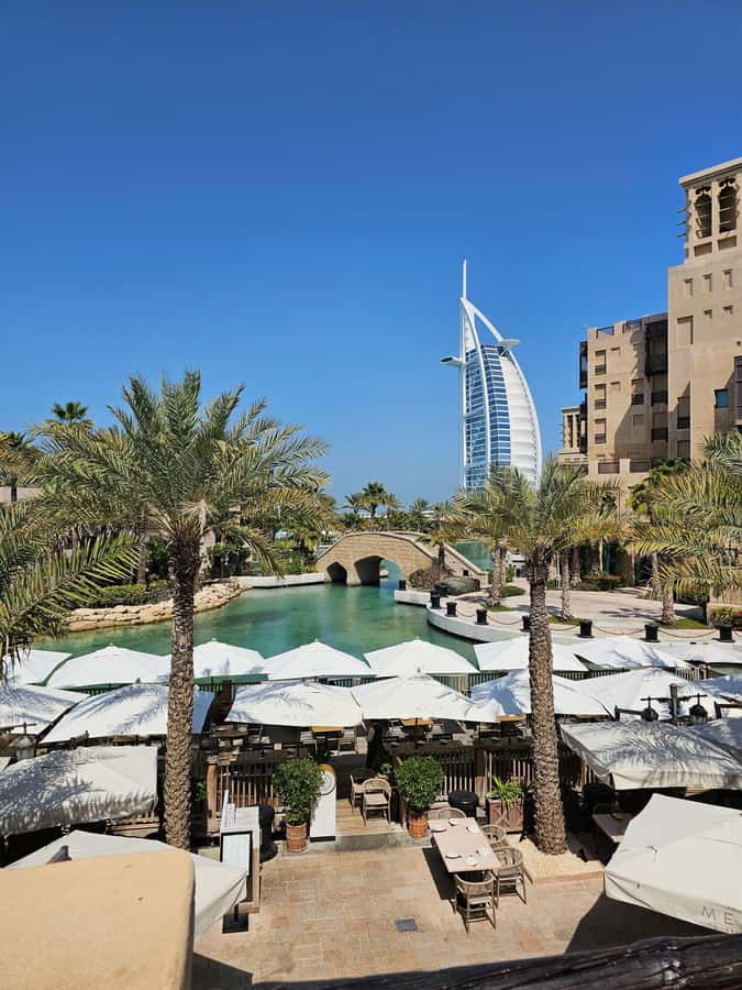 Dubai: Private Layover Tour with Choice of Duration - Dubai Frame: a quick bridge between two eras