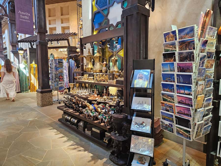 Dubai: Private Layover Tour with Choice of Duration - Jumeirah Beach, Burj Al Arab, and The Pointe