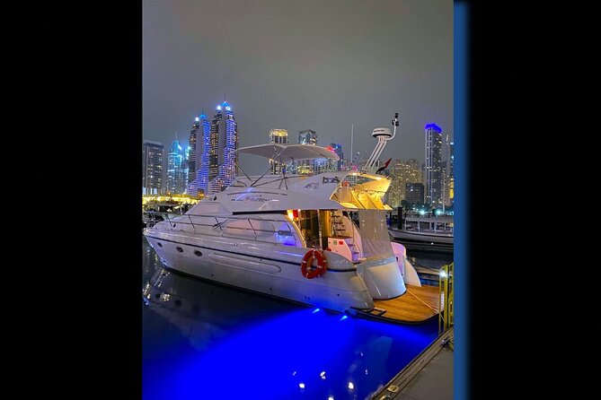 Dubai: Private Luxury Cruise on a Stylish 50ft Yacht - What this Dubai yacht cruise is really like