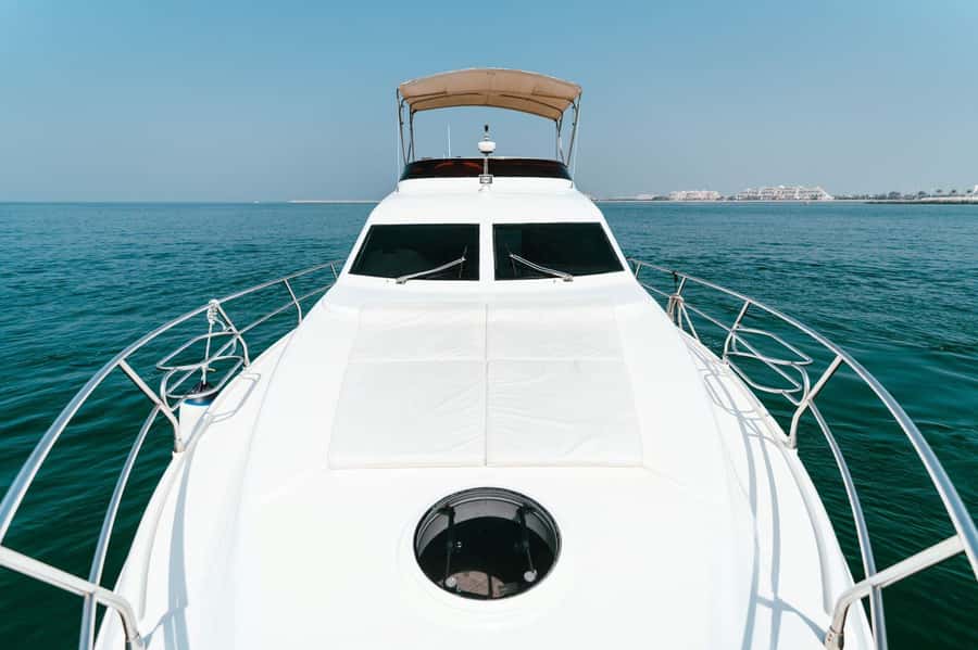Dubai: Private Luxury Yacht Tour on a 50-Foot Yacht - What the $310 group price really buys you