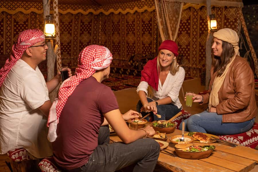 Dubai: Private Night Safari & Astronomy with 3-Course Dinner - Astronomy Under a Dark Desert Sky