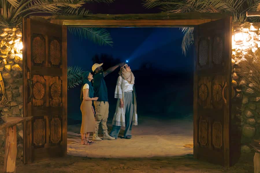 Dubai: Private Night Safari & Astronomy with 3-Course Dinner - Pickup From Dubai and the Vintage Land Rover Ride