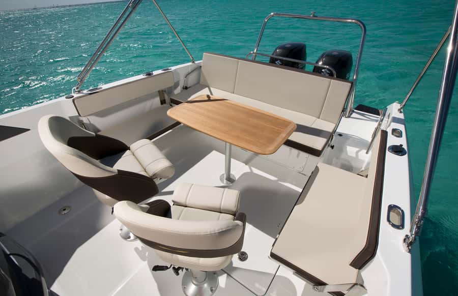 Dubai: Private Sea Escape Cruise - Swim, Tan & Sightsee - Key points at a glance