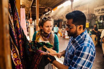 Private Tour with Locals – Highlights & Hidden Gems