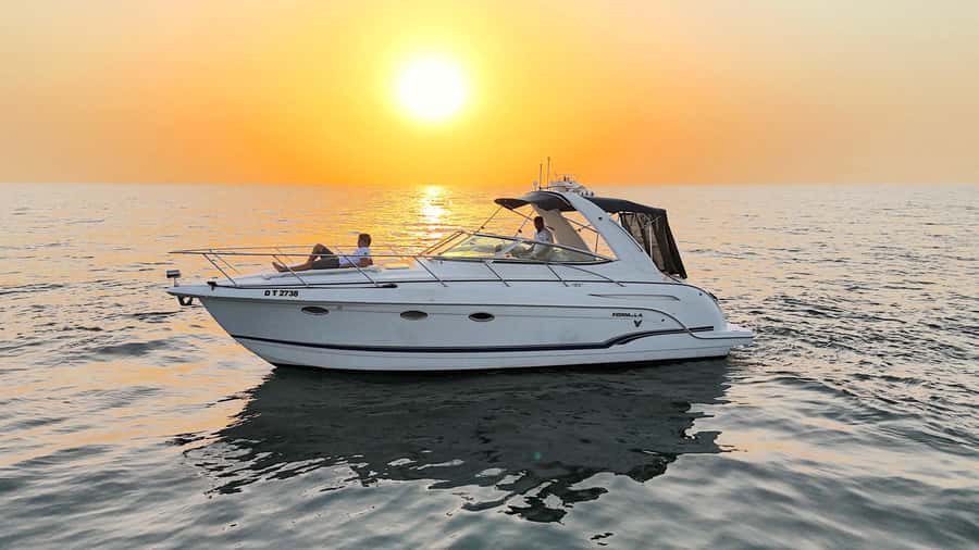Dubai: Private Yacht Cruise for Unforgettable Memories - Key things to know before booking