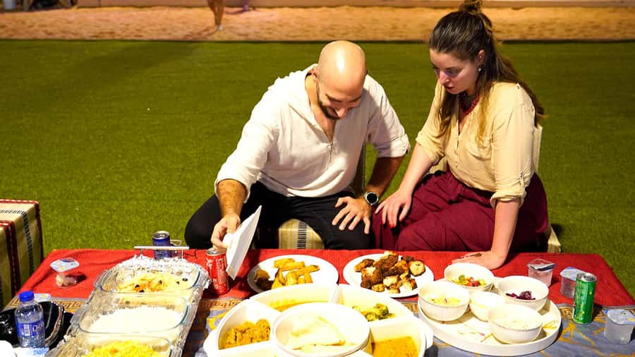 Dubai: Red Dune Desert, Dune Buggy Ride & BBQ Buffet Dinner - Key points at a glance