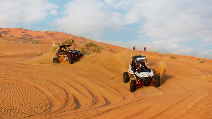 Dubai: Self-Drive 4WD Dune Buggy Guided Desert Adventure - One hour or two hours behind the wheel?