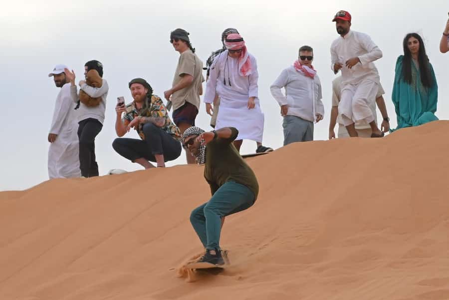 Dubai: Self-Drive Buggy Adventure with Optional BBQ Dinner - The desert setting: open views and plenty of sun