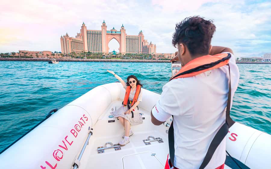 Dubai: Sightseeing Speedboat Tour with Live Tour Guide - Is $26 good value?