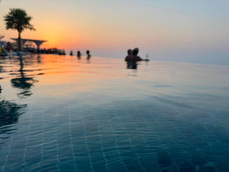 Dubai: Sky Pool and Palm Observatory Access - From the pool to Palm Observatory