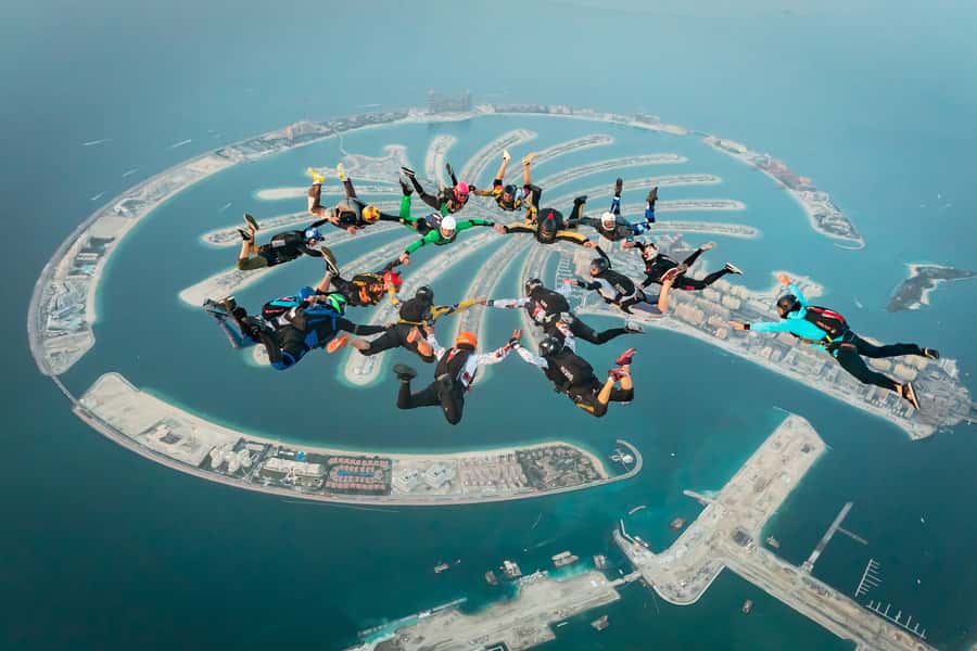 Dubai: Skydive at The Palm with Photos, Video & Yacht Tour - The complimentary yacht tour