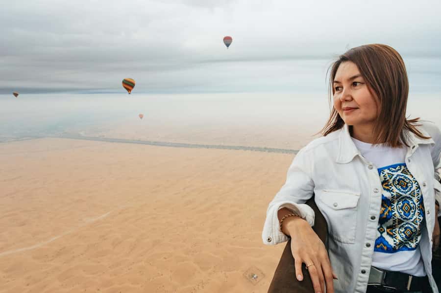 Dubai: Sunrise Balloon Flight with Camel Ride & Breakfast - How the $305 price works out